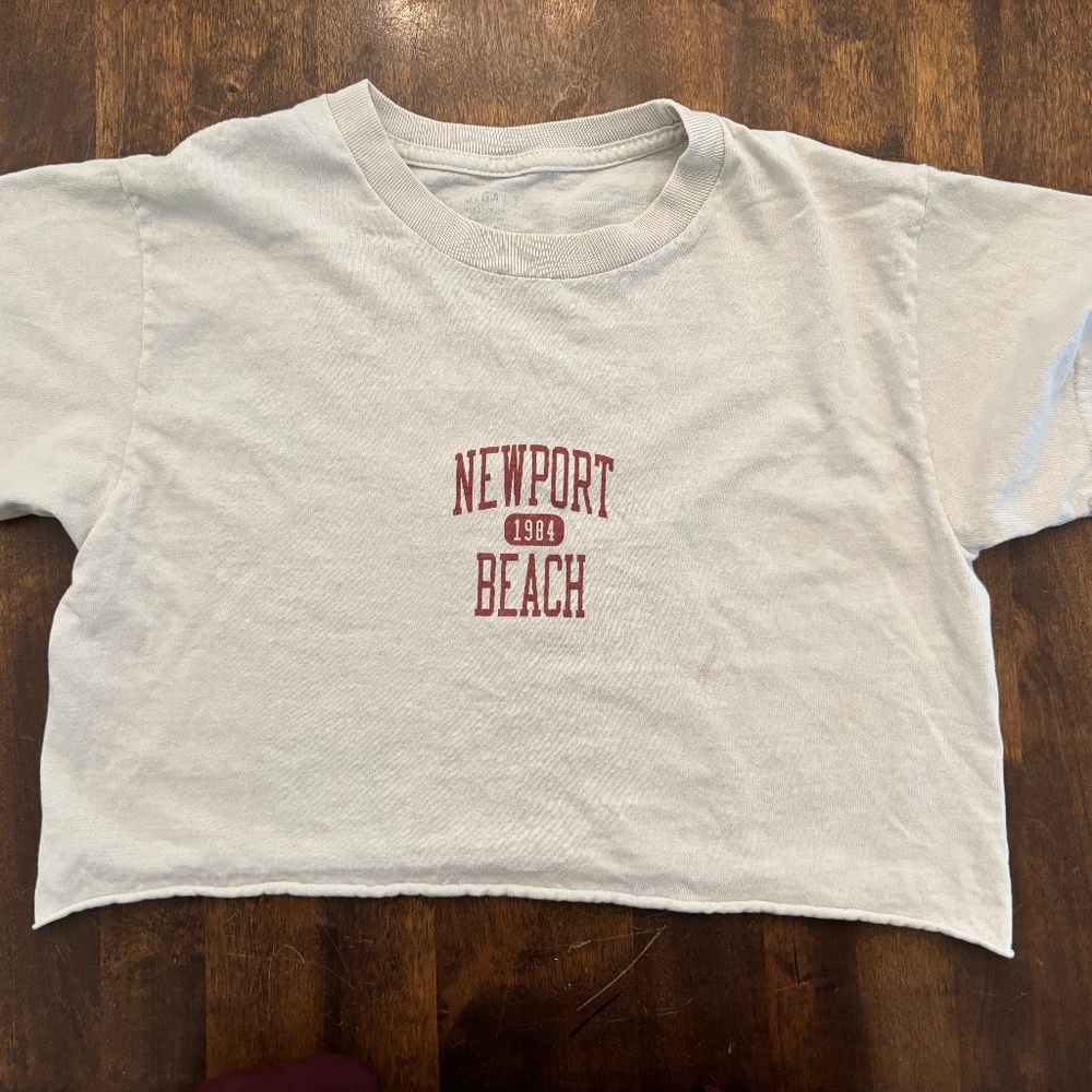 Pac Sun Newport Beach Crop Top T-Shirt  Small